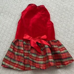 Red Plaid Dog Dress with Bow marked large fits medium nwot